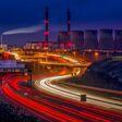 Autobahn bei Nacht