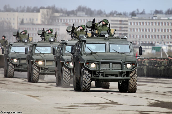 GAZ-233014 Tigr (Panzerfahrzeug-Parade)
April 9th rehearsal in Alabino of 2014 Victory Day Parade
