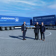 Lang-Lkw von Krone bei der Übergabe an Karl Jürgensen in Werlte