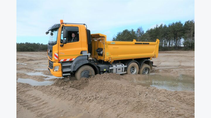 TATRA Phoenix 6x6