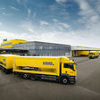 Post-Lkw verlässt Post Paketzentrum