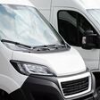nutzfahrzeuge, transporter, logistik, spedition, transportieren, kleintransporter, weiß, personen, güter, leasing, firma, unternehmen, fahrzeug, nutzen, zuladung, last, überladen, fahrzeugklasse, bus, kleinbus, kauf, mieten, mietfahrzeug, umzug