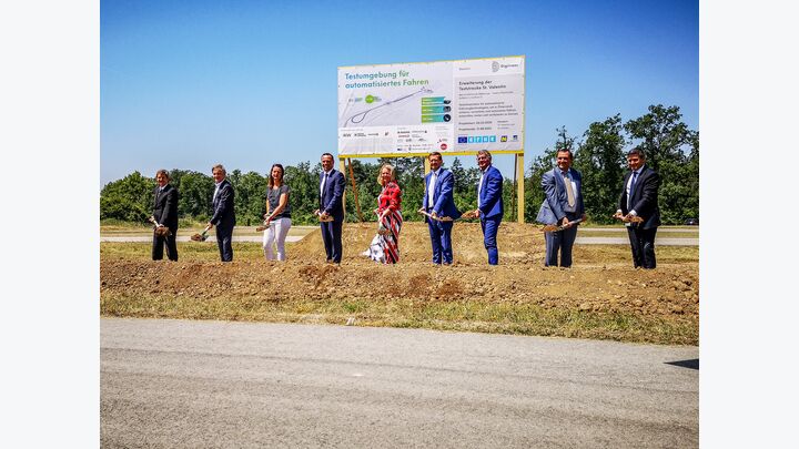 Landesräte OÖ beim Spatenstich