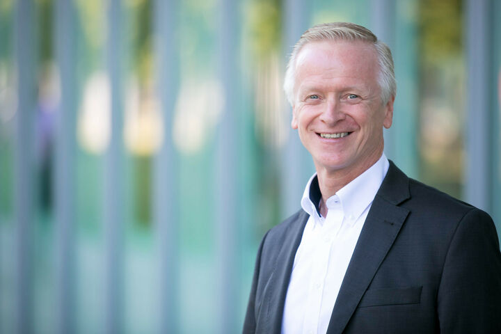 Ernst Schmidt, Area Sales Manager von Spedion in Wien
