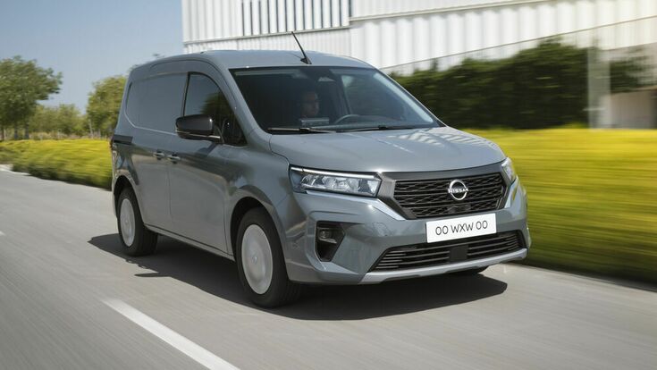 © Nissan Nissan Townstar während der Fahrt aufgenommen von außen