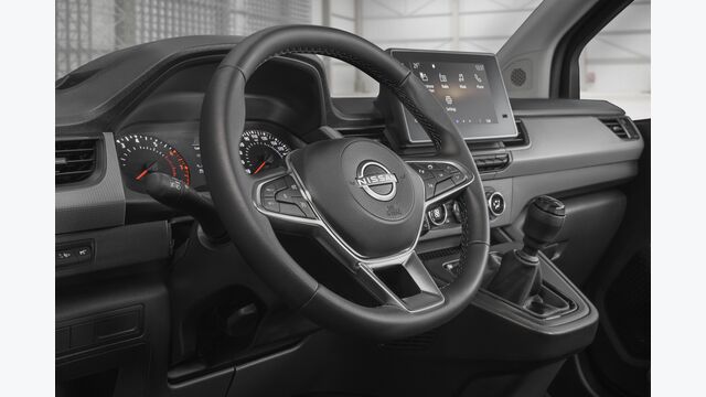 Nissan Townstar Cockpit