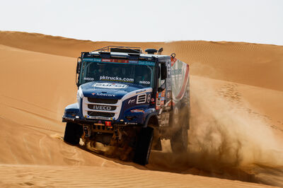 © 00001263 511 VAN DEN BRINK Mitchel (nld), VAN DE POL Jarno (nld), TORRALLARDONA Moises (spa), Eurol Team de Rooy, Iveco, Trucks, action during the Stage 12 of the Dakar 2023 between Empty Quarter Marathon and Shaybah, on January 13, 2023 in Shaybah, Saudi Arabia - Photo Frédéric Le Floc?h / DPPI