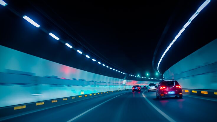 © kalafoto - stock.adobe.com car driving through tunnel