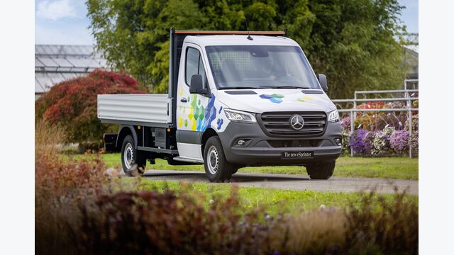 Der neue Mercedes-Benz eSprinter The new Mercedes-Benz eSprinter