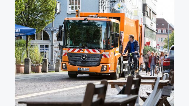 Mercedes Econic