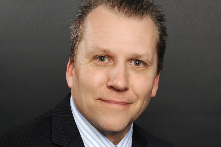 Eckhard Boecker ist Rechtsexperte für Vertrags- und Versicherungswesen mit Schwerpunkt Transport- und Logistikrecht