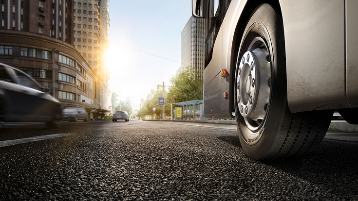 © zhu difeng - stock.adobe.com city street empty cityscape road building modern cement china urban architecture concrete background sky downtown business skyline asia sidewalk panoramic space office nobody floor road landmark skyscraper commercial ground exterior landscape scene outdoor backdrop asphalt