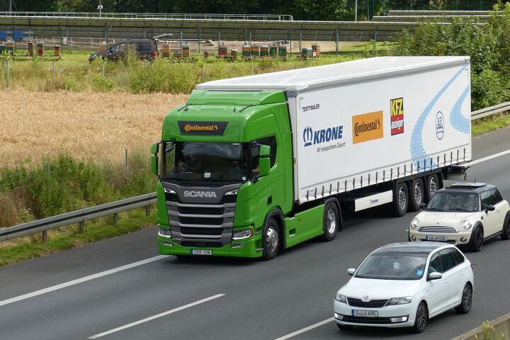 Scania R450