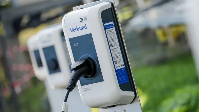 Verbund Ladestation