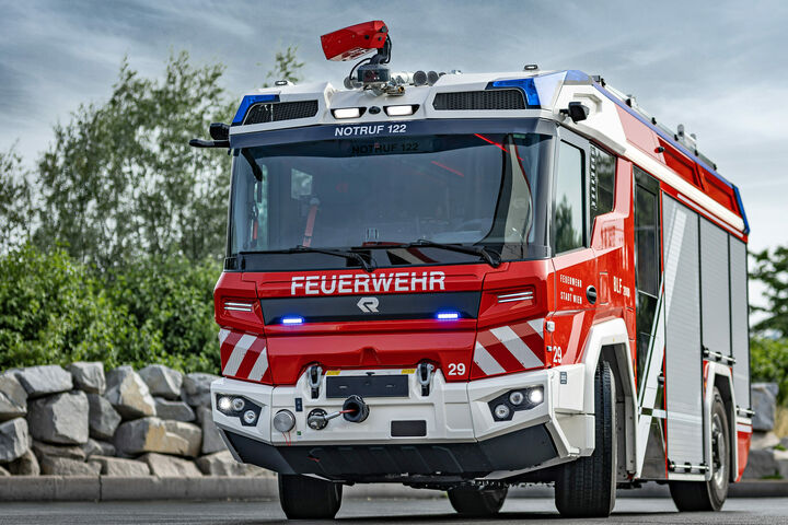Rosenbauer Elektro-BLF vom Typ RT