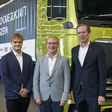 Erfolgreiche Halbzeitbilanz beim Automatisierungsprojekt ATLAS-L4: (von links) Lennart Korsten, Projektträger TÜV Rheinland, Sebastian Völl, Projektleiter Automatisiertes Fahren bei MAN Truck & Bus und Dr. Frederik Zohm, Vorstand Forschung und Entwicklung bei MAN Truck & Bus.