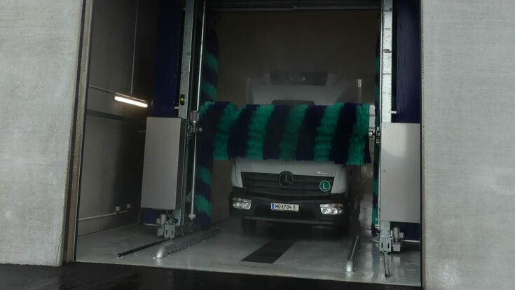 ac tuck & trailer Waschstrasse