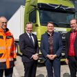 (v.l.n.r.) Dirk Brandenburger, technischer Geschäftsführer der Autobahn GmbH des Bundes, Bundesverkehrsminister Dr. Volker Wissing, MAN-Vorstandsvorsitzender Alexander Vlaskamp und Dr. Frederik Zohm, Vorstand für Forschung & Entwicklung bei MAN