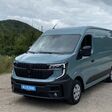 Ein gigantischer Auftritt – der Renault Master E-Tech Electric macht viel her und sorgt für eine bessere Aerodynamik.