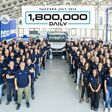Der 1.800.000ste Daily zusammen mit den Beschäftigten im ﻿Werk Suzzara.