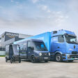 Amazon bestellt über 200 Elektro-LKW von Mercedes-Benz Trucks, erhöht die Anzahl an elektrischen Lieferwagen von Rivian und setzt in den fünf größten deutschen Städten auf elektrische Lastenfahrräder.