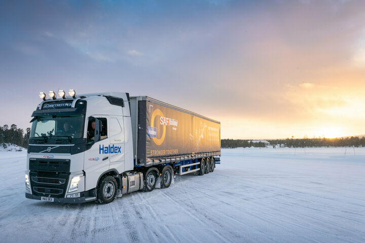 SAF-Holland testete erfolgreich verschiedene Trailerkomponenten und Systeme unter Extrembedingungen.
