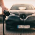 „Die Mobilitätswende und die Energiewende müssen Hand in Hand gehen. Nur durch ein starkes Ladenetz und eine zukunftsfähige Infrastruktur kann die E-Mobilität in Österreich langfristig erfolgreich sein“, betont Hauke Hinrichs, CEO von Smatrics.