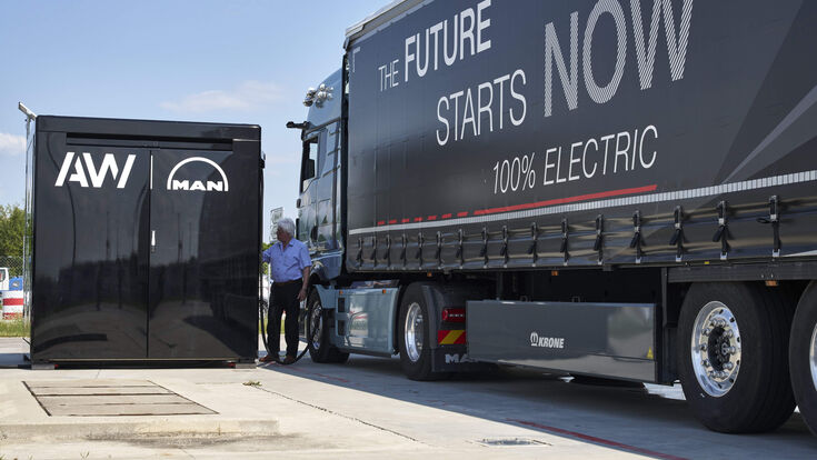 E-LKW laden