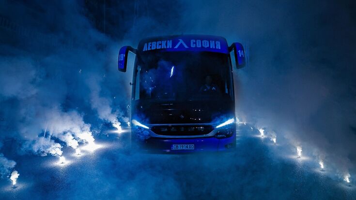 Neuer Setra Teambus für bulgarischen Rekordmeister New Setra Team Bus for Bulgarian Record Champion