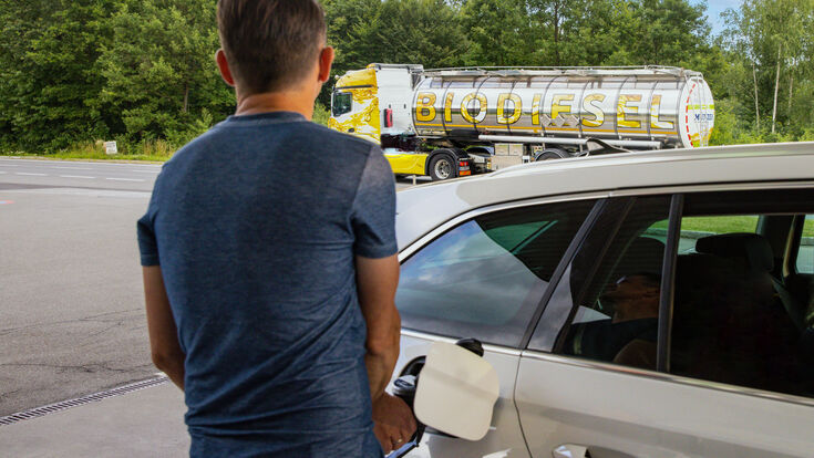 Biodiesel aus Altspeiseöl verbindet Kreislaufwirtschaft mit erneuerbarer Energie für den Verkehr.