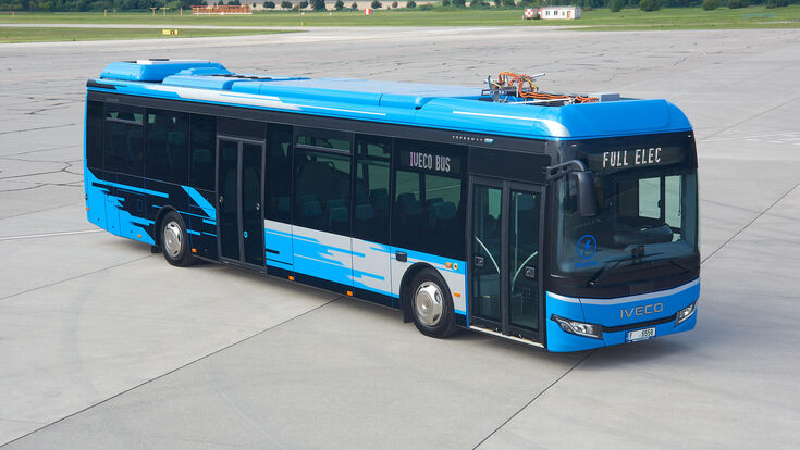 Der CROSSWAY Low Entry ELEC bietet Verkehrsbetreibern bereits jetzt eine effektive Lösung – deutlich vor der regulatorischen CO₂ Reduktionsfrist 2030.