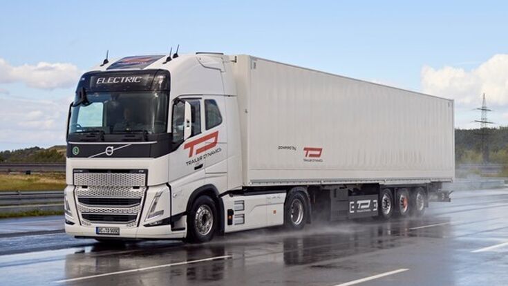Durch die elektrische Unterstützung des Trailers kann der Dieselverbrauch der Zugmaschine durchschnittlich um 40 % reduziert werden.