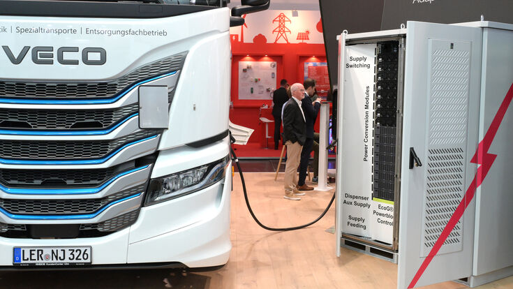 E-Lkw in Rekordzeit laden: Europa wird zum Vorreiter.