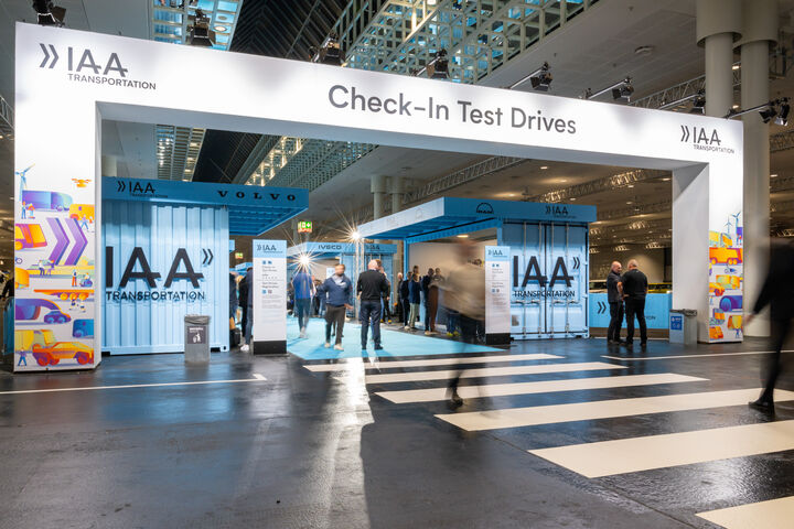 Die IAA TRANSPORTATION präsentiert auch 2026 ein beeindruckendes Spektrum an Innovationen im Bereich der Nutzfahrzeugtechnologie.