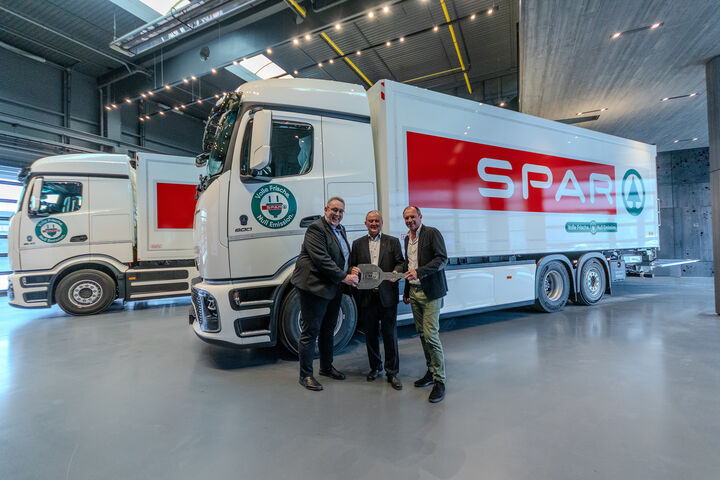 EMPL liefert vollelektrische Lkw an SPAR
