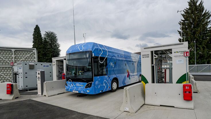 MCV liefert 35 wasserstoffelektrische Busse nach Villach.