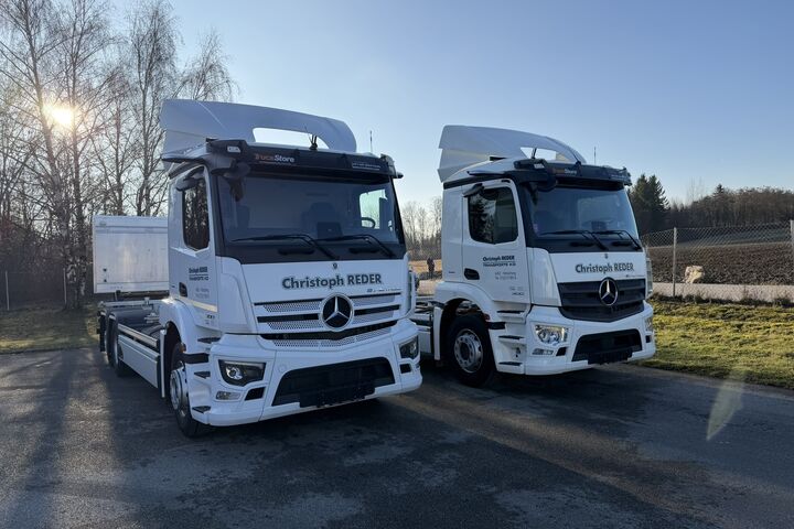 Durch die Kombination mehrerer eActros‑Modelle lassen sich sowohl Kurz‑ und Regionalverkehre als auch anspruchsvollere Strecken mit höherem Energiebedarf abdecken.
