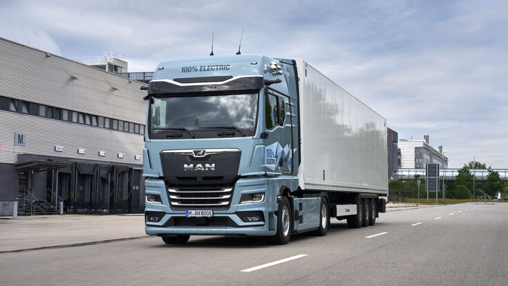 Ein Jahr nach dem historischen Start der Serienproduktion von Elektro-Lkw zieht MAN Truck & Bus eine positive Bilanz