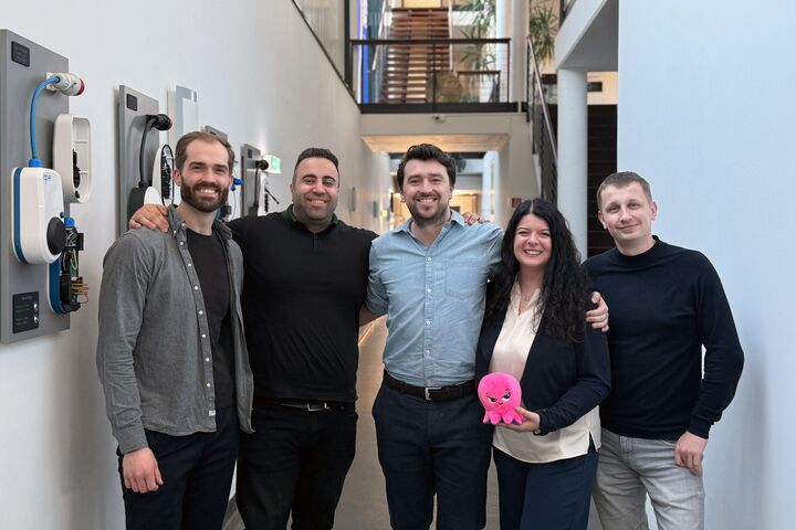 V.l.: Andreas Wallén, Erik Yesayan (beide go-e), Nick Verhoeven (Kraken), Susanne Palli (go-e), Stanislav Remezov (Kraken)